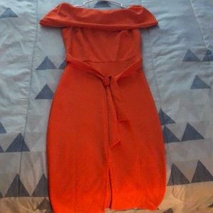 orange dress